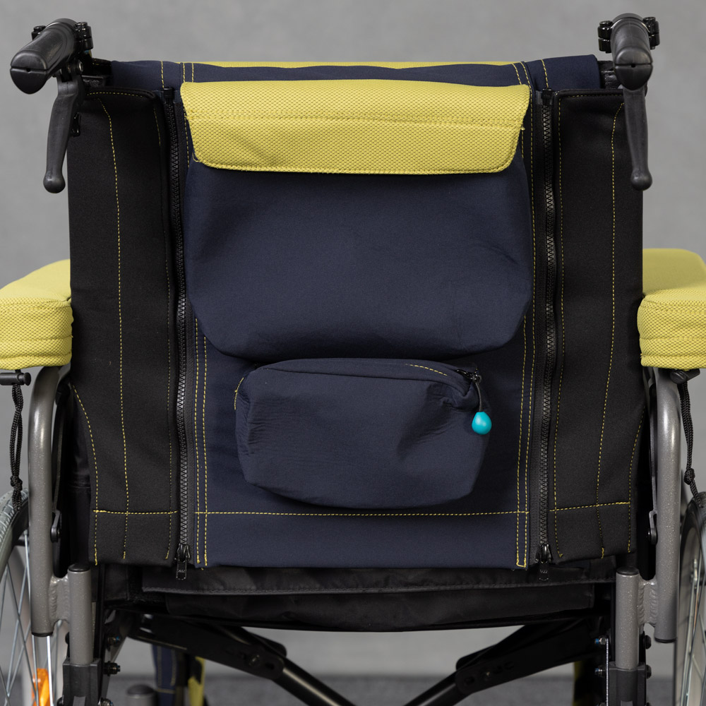 Rollstuhl-Inlay Rückseite mit zwei praktischen Taschen